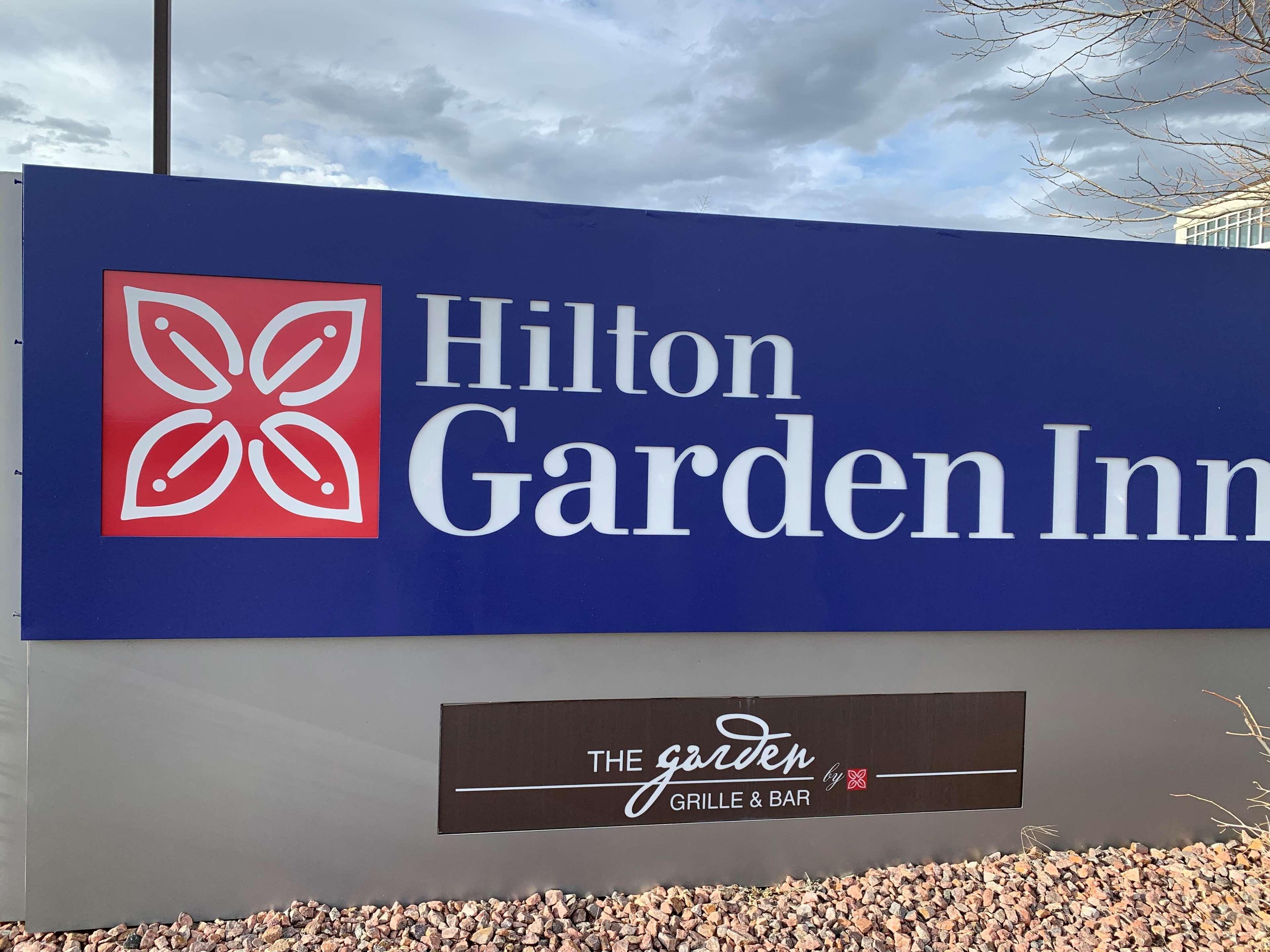 Hilton Garden Inn Colorado Springs Airport Exterior photo